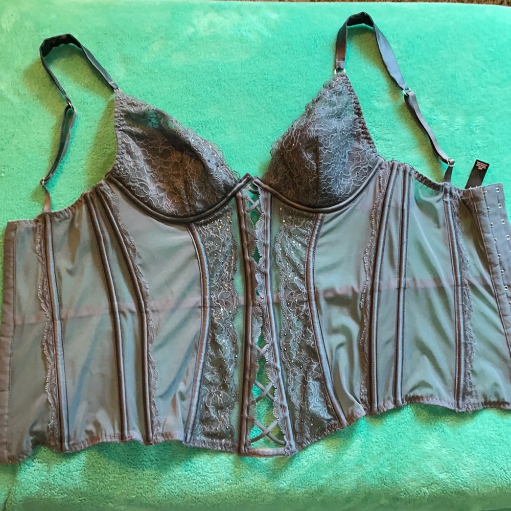 VS corset